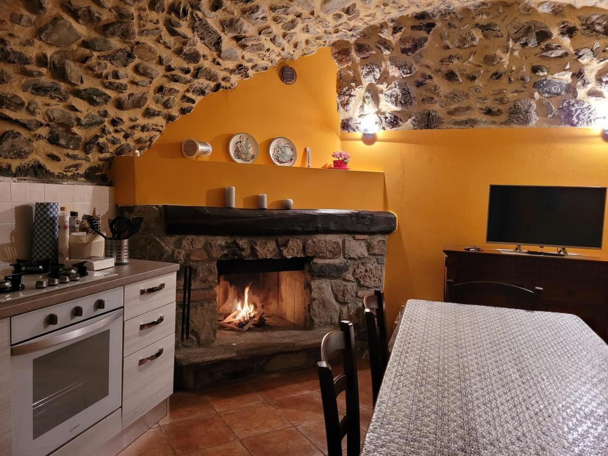La Casa Sull' Altopiano Mountain Lake Iseo Hospitality Bossico Eksteriør billede