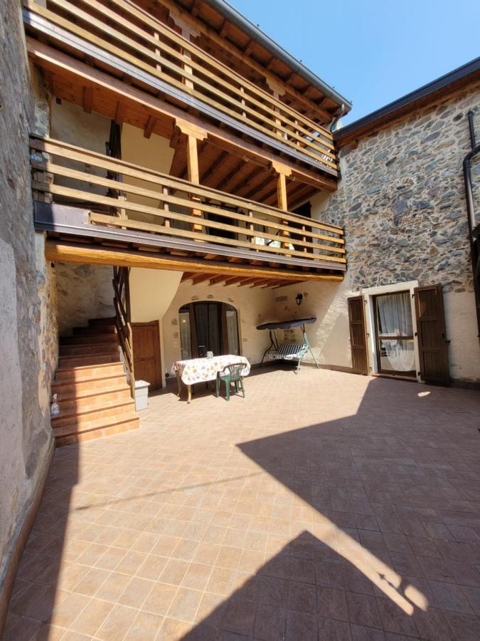 La Casa Sull' Altopiano Mountain Lake Iseo Hospitality Bossico Eksteriør billede