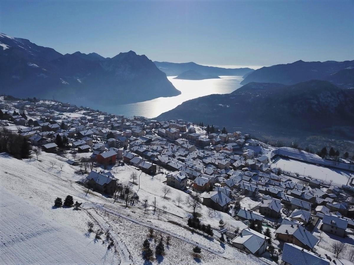 La Casa Sull' Altopiano Mountain Lake Iseo Hospitality Bossico Eksteriør billede