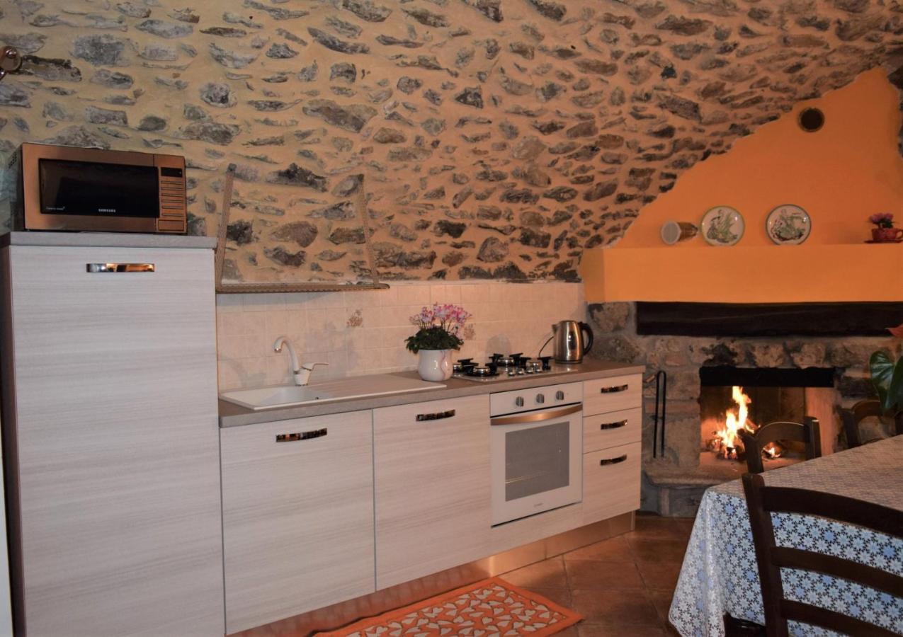 La Casa Sull' Altopiano Mountain Lake Iseo Hospitality Bossico Eksteriør billede